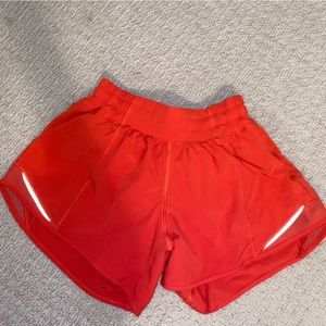 Lululemon Hotty Hot Low-Rise Lined Short 4"